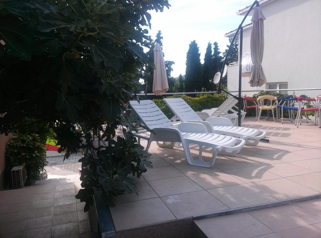 Apartments Villa Natali - Heating Pool Trogir Kültér fotó