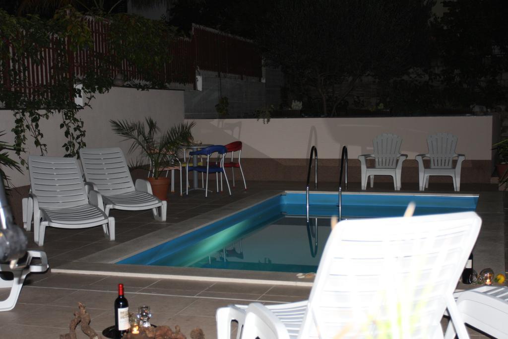 Apartments Villa Natali - Heating Pool Trogir Kültér fotó