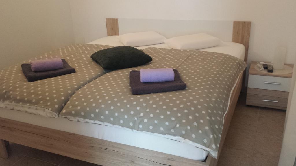 Apartments Villa Natali - Heating Pool Trogir Kültér fotó