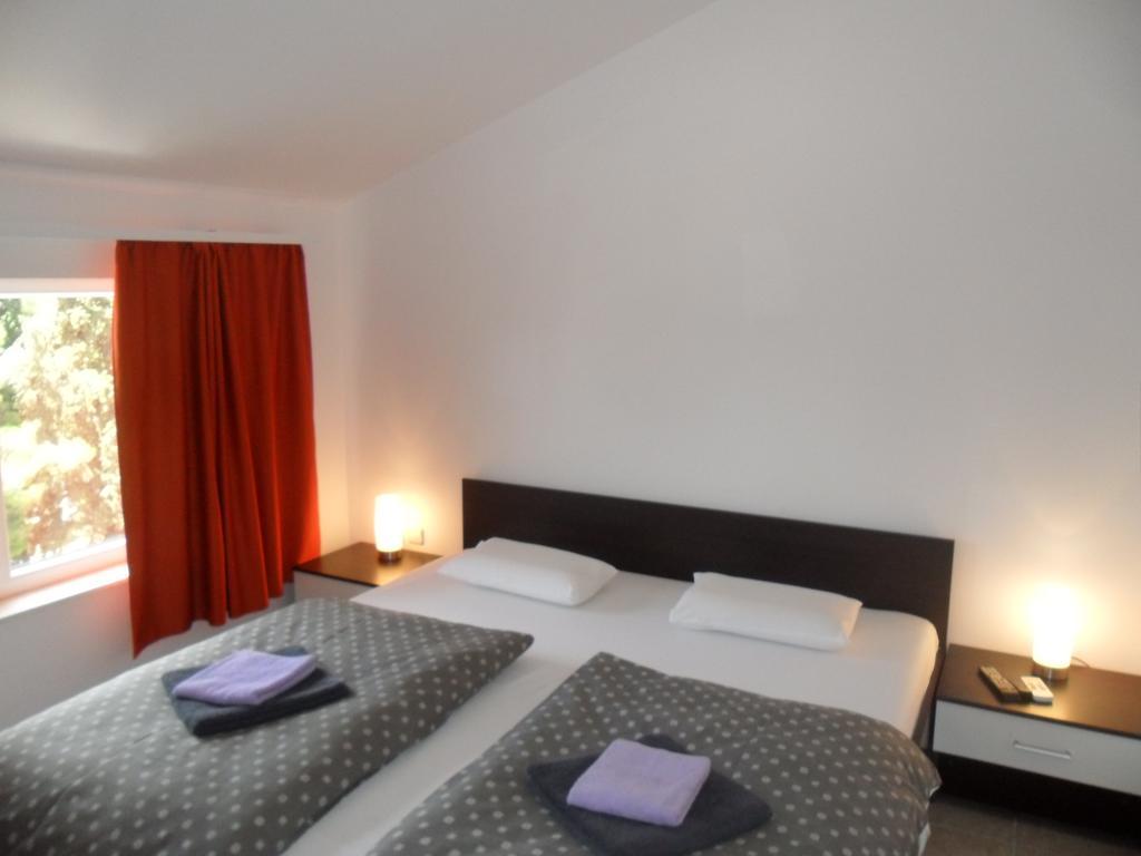 Apartments Villa Natali - Heating Pool Trogir Kültér fotó